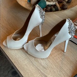 Elegant White Peep-Toe Heels with Crystal Embellishments